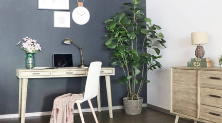 Seattle desk is a compact desk with classic elegance.