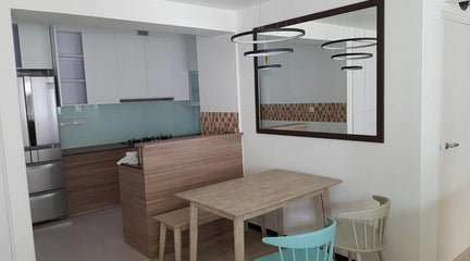 5 star Review Seattle Dining Table