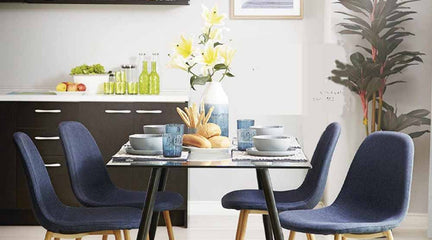 Glaze Dining table gives the relaxing and homey feel.