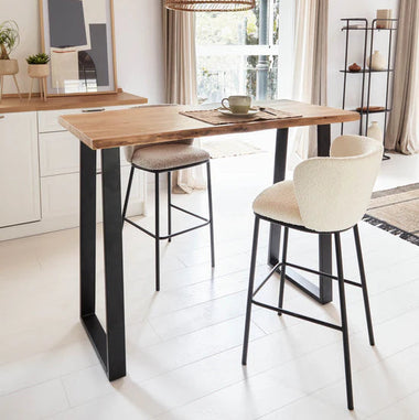 Ciselia Stool in White Bouclé